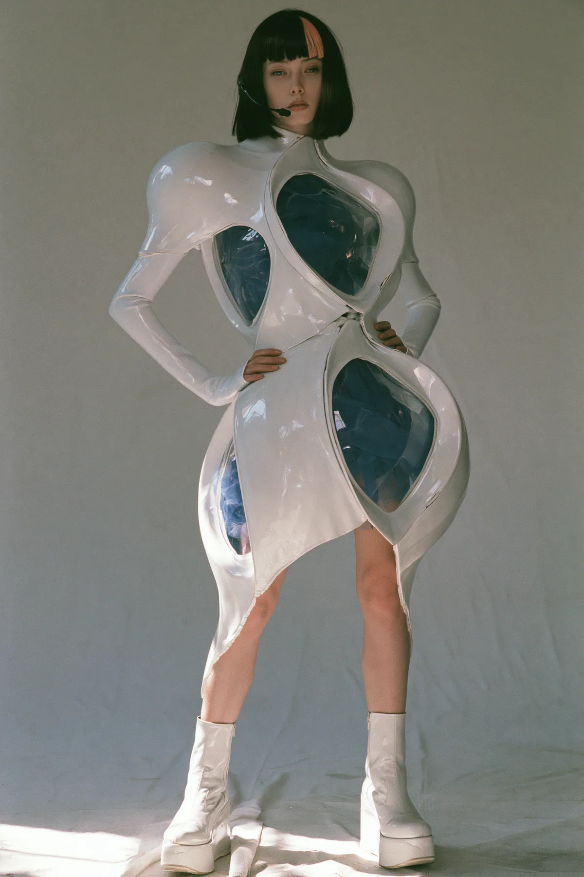 Claudia, Window dress (BLISS)